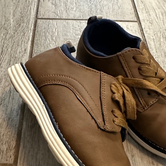 Cat & Jack Boys Franco Oxford Brown Dress Shoes Size 1 EUC - Picture 4 of 12